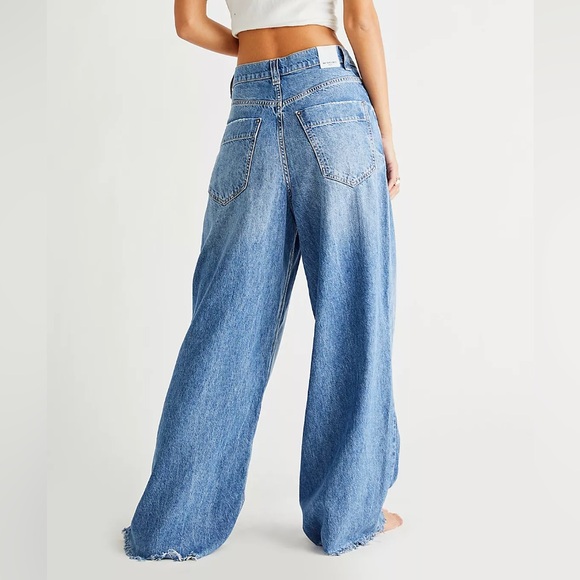 Free People We The Free Old West Slouchy Jeans Size 28 - Picture 2 of 8